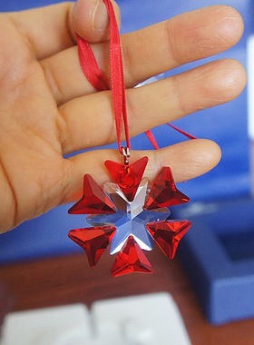 施华洛世奇节日红色雪花水晶挂件