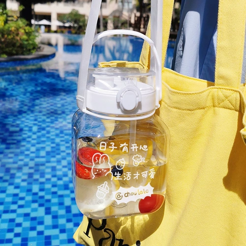 Высококачественная летняя портативная вместительная и большая милая пластиковая трубочка со стаканом, коллекция 2021
