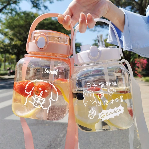 Высококачественная летняя портативная вместительная и большая милая пластиковая трубочка со стаканом, коллекция 2021