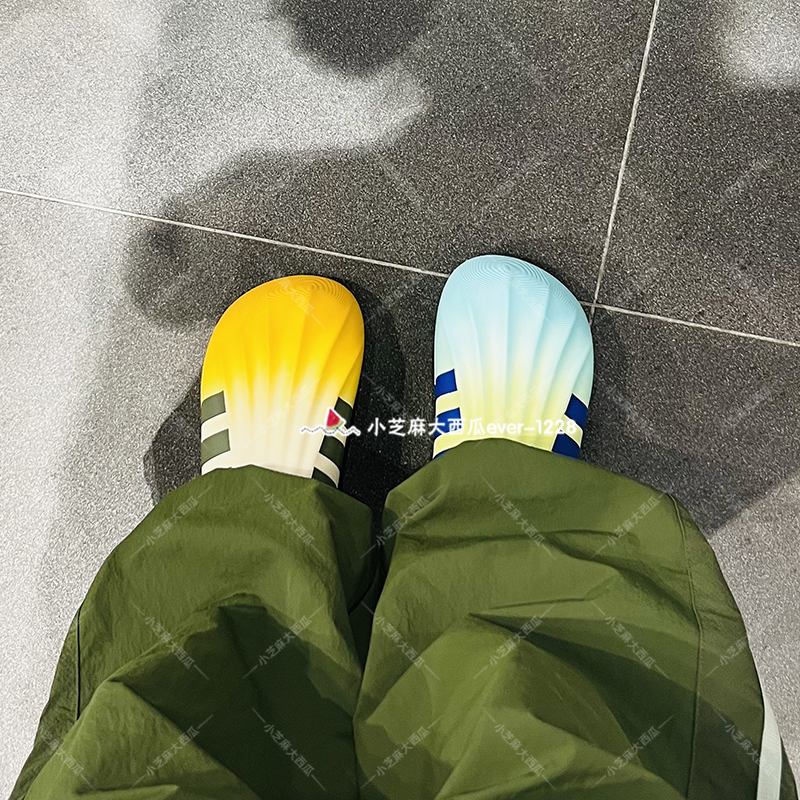 adidas三叶草专柜正品男女渐变色休闲运动拖鞋JP5685JP5686JP5687 - 图0