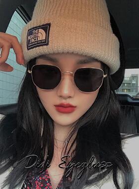 2024新款情侣墨镜一对太阳镜明星款潮人开车男士潮前卫防晒眼镜女