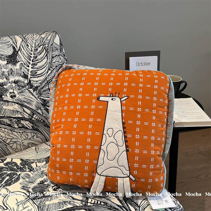 网红可爱卡通抱枕办公室抱枕被子两用沙发空调被车载靠枕靠垫送人,淘宝优惠券,粉丝福利购,淘宝优惠卷