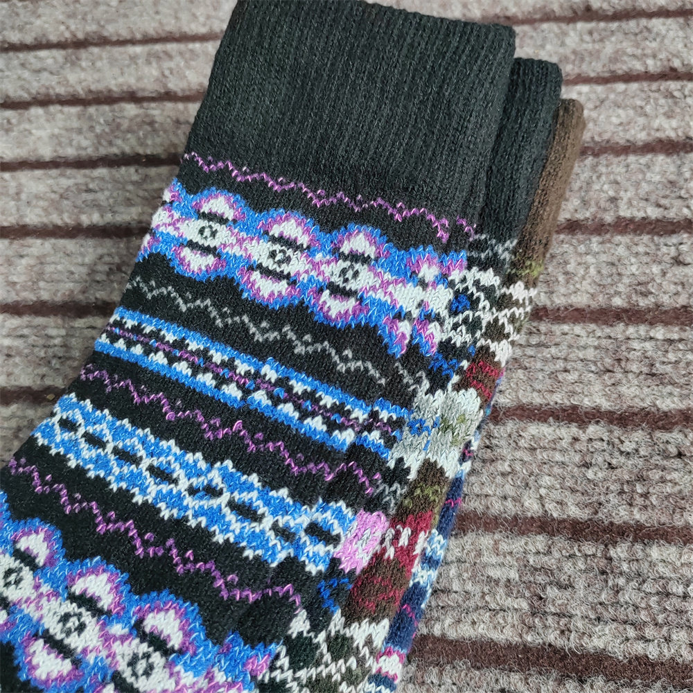 真好看!复古纹理 日系高筒袜女秋冬季保暖长袜太湖绒及膝盖小腿袜,淘宝优惠券,粉丝福利购,淘宝优惠卷