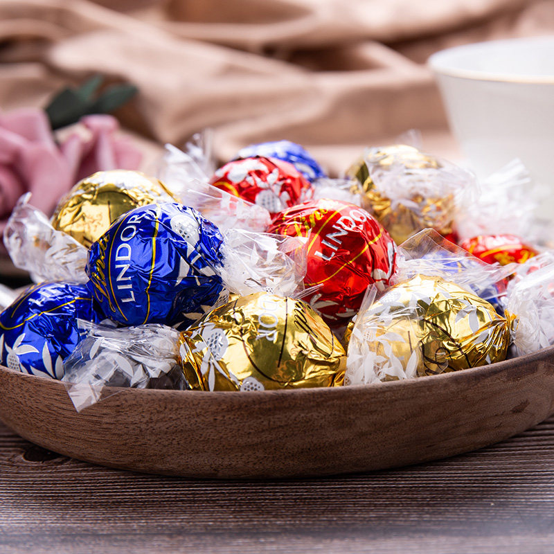 Lindt 瑞士莲 Lindor系列 混合装软心巧克力球 300g约23颗 天猫优惠券折后¥32.8包邮(¥42.8-10)