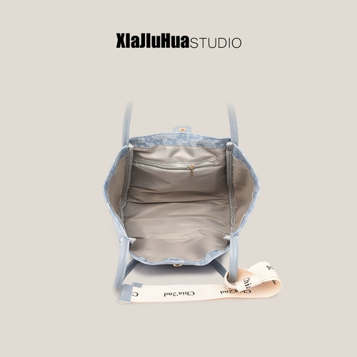 Весенняя вместительная и большая универсальная сумка на одно плечо, коллекция 2022