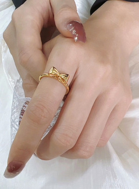 不褪色钛钢D福同款食指指环在逃公主蝴蝶结立体光面素圈闺蜜戒指