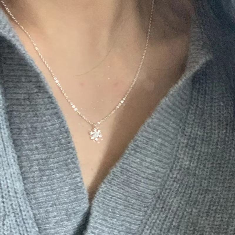 圣诞雪花项链小众ins气质高级感百搭精致颈链轻古送女友生日礼物,淘宝优惠券,粉丝福利购,淘宝优惠卷