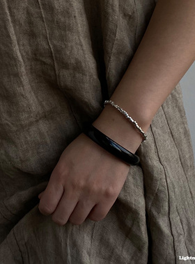 天然黑玛瑙手镯复古女通勤极简