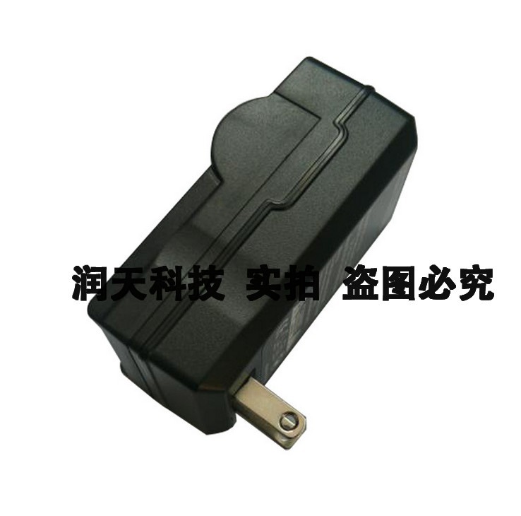 索尼摄像机DCR-HC19E, DCR-HC20, DCR-HC20E电池充电器NP-FP50 - 图1