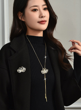 秋冬长款双天鹅流苏毛衣链