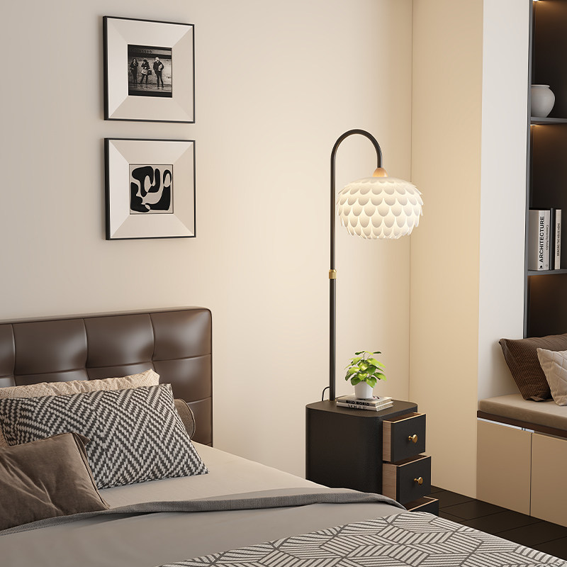 奶油风卧室床头柜落地灯客沙发边几现代装饰置物架一体氛围感台灯,淘宝优惠券,粉丝福利购,淘宝优惠卷