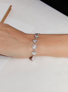 Mouhooland/暮后之地银标限定朱槿花刺绣小花手链925银镶培育钻石