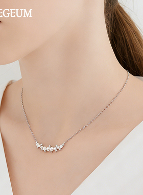 小米珠微笑项链渐变人造珍珠高级感锁骨链轻奢气质时尚简约颈链