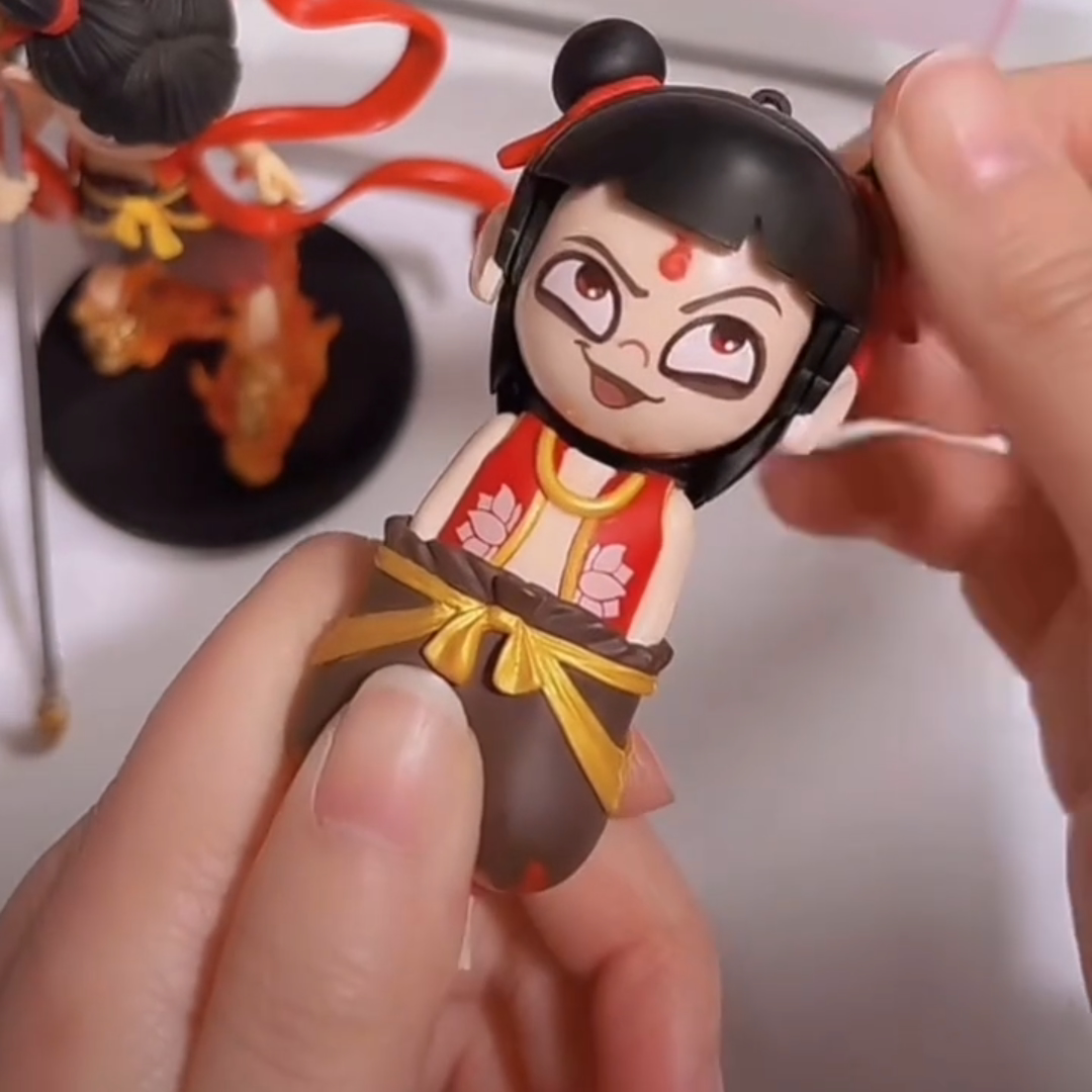 哪咤变脸玩具哪咤之魔童闹海电影周边玩偶桌面摆件礼物哪吒手办