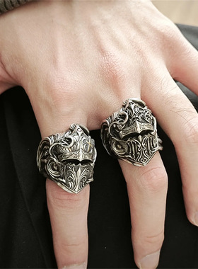 新款高版本骑士头盔盔甲戒指精细雕刻复古指环男生精致小众指环