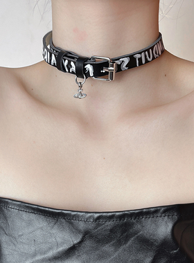 西太后vie薇薇安字母涂鸦