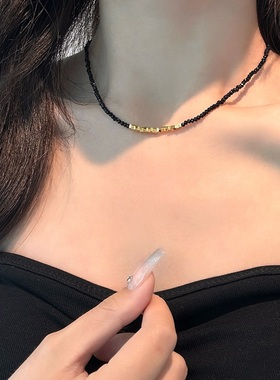 轻奢小众高级感黑色水晶项链