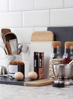 北欧轻奢样板间厨房软装摆件托盘