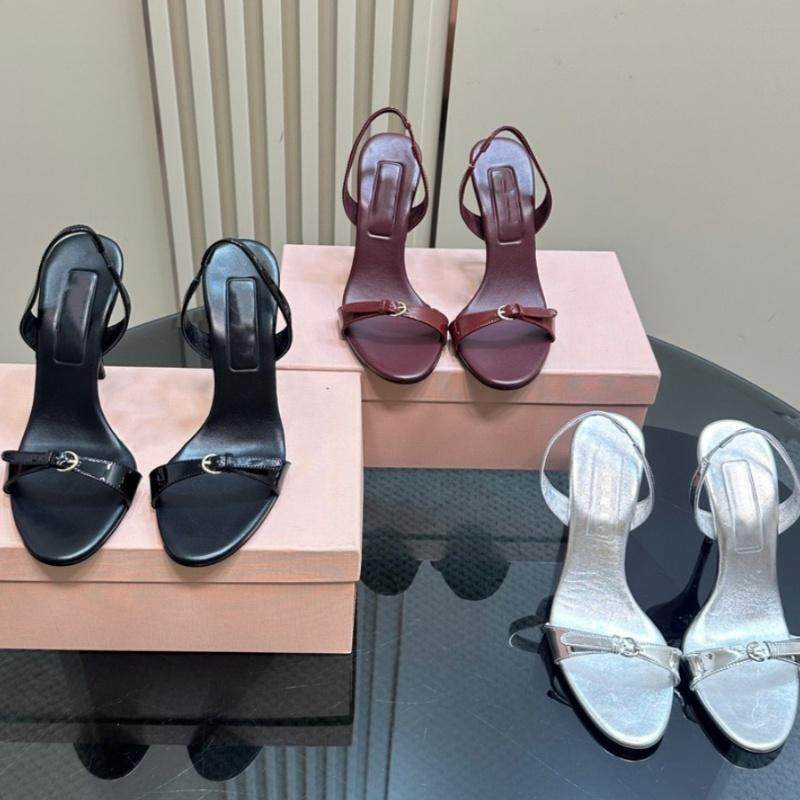 2025早春新款性感一字带金属带扣高细跟露趾凉鞋真皮侧空可甜女鞋,淘宝优惠券,粉丝福利购,淘宝优惠卷