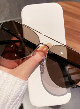 变色偏光UV400飞行员太阳镜