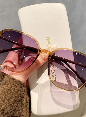 新款韩版偏光墨镜女近视带度数开车驾驶太阳眼镜防紫外线沙滩防晒