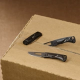 Пять лет старого магазина нож Sog sog sog складывание маленького ножа портативное экспресс -экспресс открывает kwaller