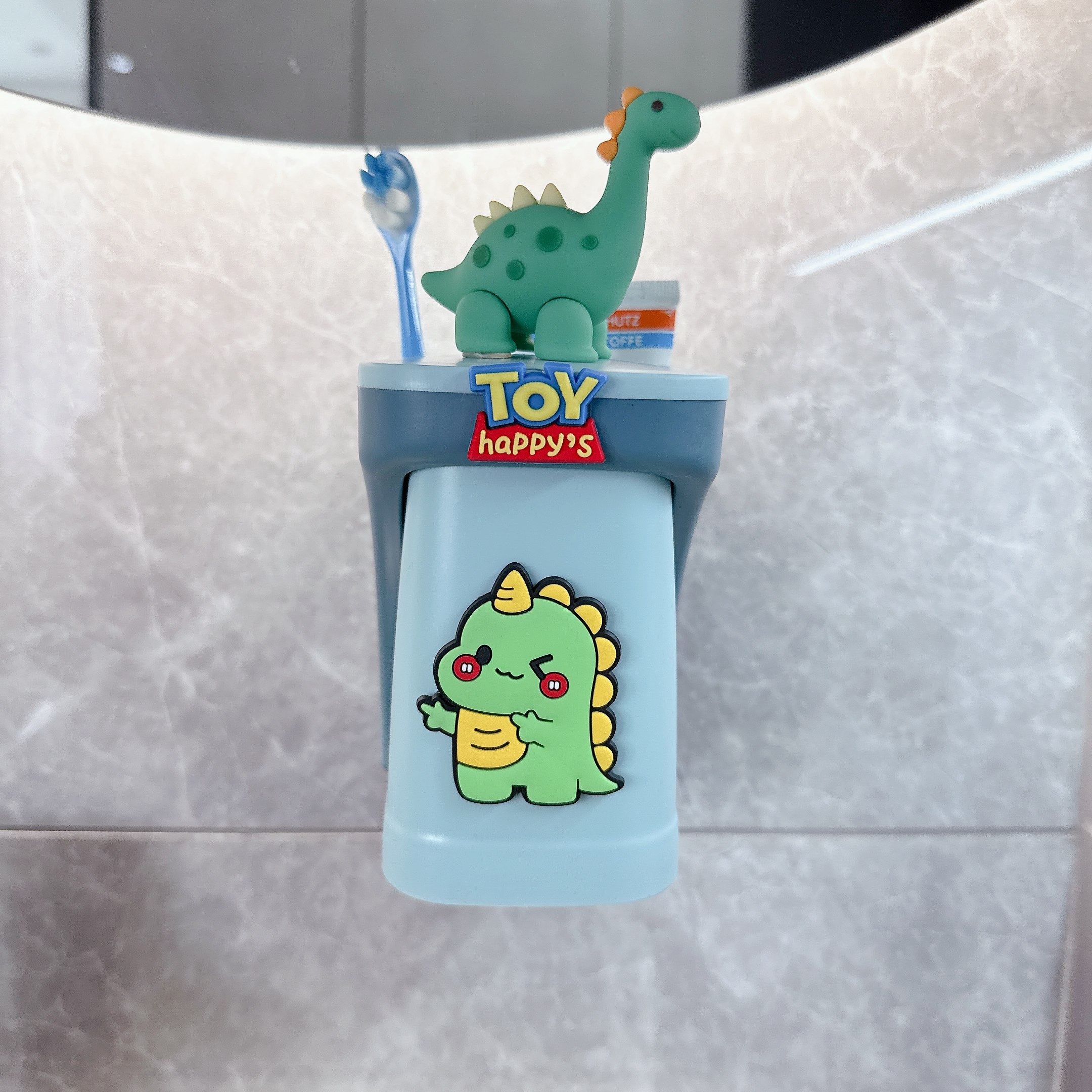 儿童磁吸漱口杯刷牙杯子牙膏牙刷置物架倒挂壁挂式男孩女孩洗漱杯,淘宝优惠券,粉丝福利购,淘宝优惠卷