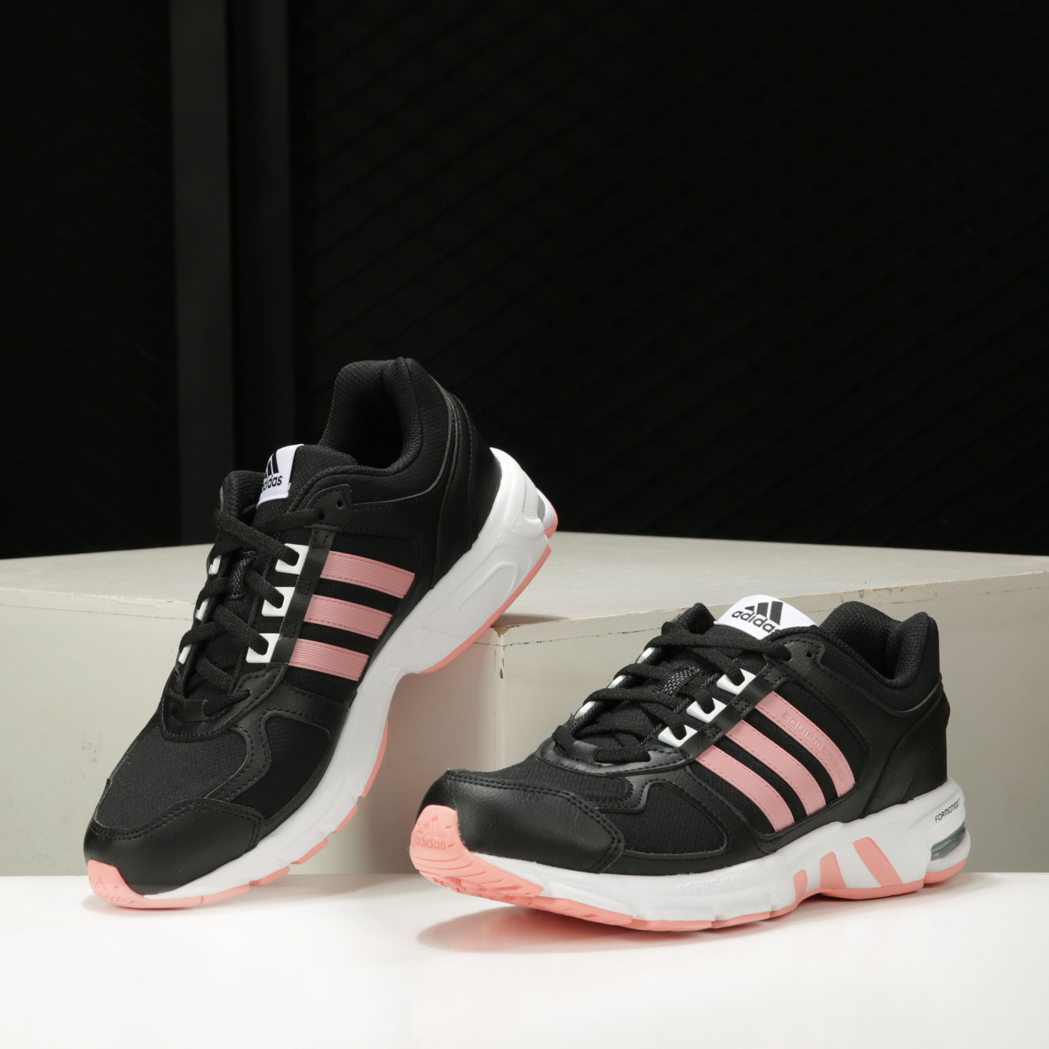 Adidas/阿迪达斯正品秋季男女Equipment 10 跑步鞋FW9997 - 图2