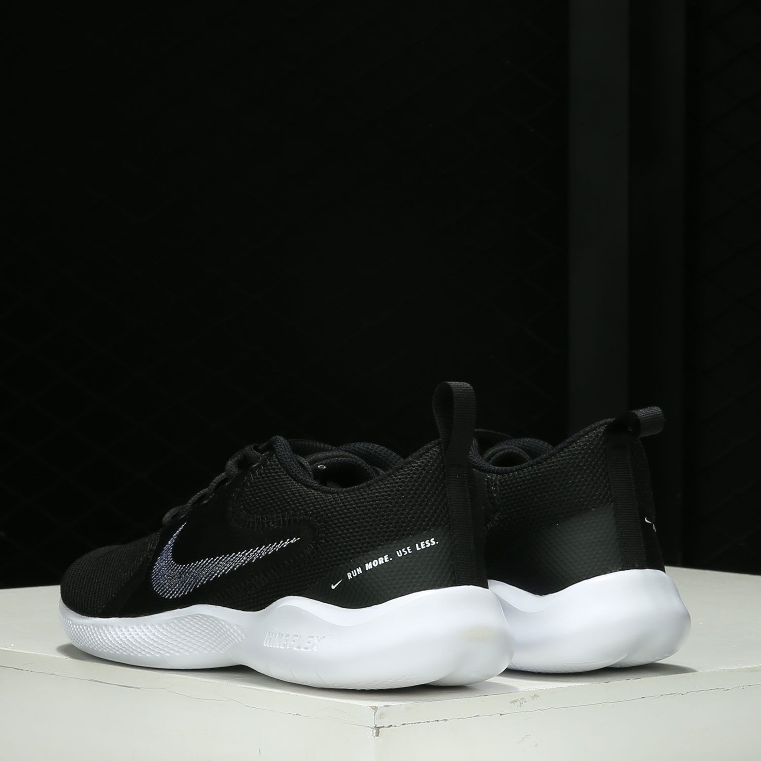 Nike/耐克正品 夏季新款男女轻便透气运动跑步鞋 CI9960-002 - 图1