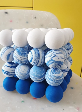 克莱因艺术风几何体装饰摆件