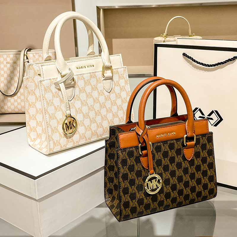 小众设计2021新款潮单肩秋冬托特包 惠派旗舰女士包袋