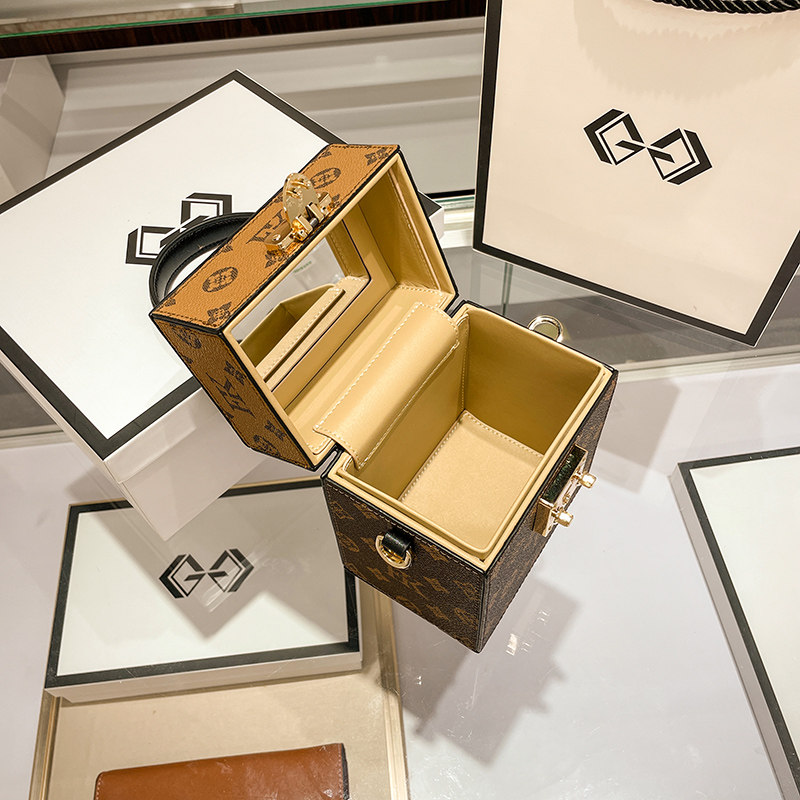 老花盒子包2021新款潮秋冬化妆包 惠派旗舰女士包袋