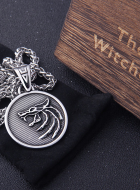 the Wizard wolf head pendant necklace for Geralt with a The