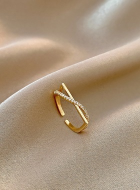 Luxury Gold Color Pearl Zircon Rings for Woman Copper