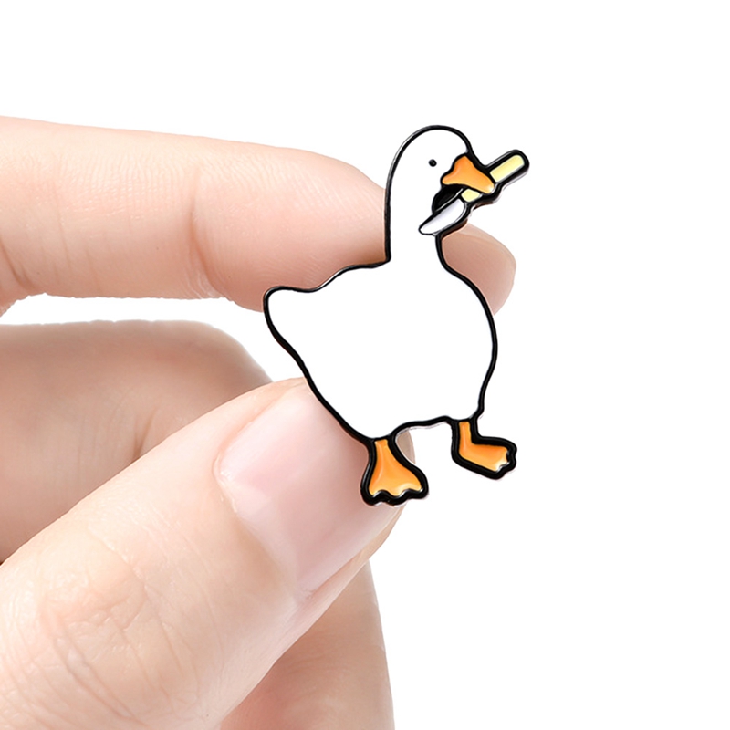 Fashion Game Untitled HONK Goose Hard Enamel Brooch Pins Me-图1