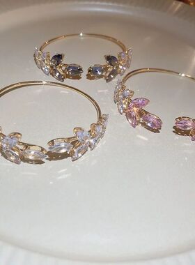Delicate Zircon Leaf Gold Color Open Bracelets for Women