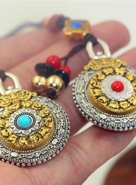 西藏藏式十二生肖可转动吊坠钥匙扣带黄布袋拉萨直发包邮