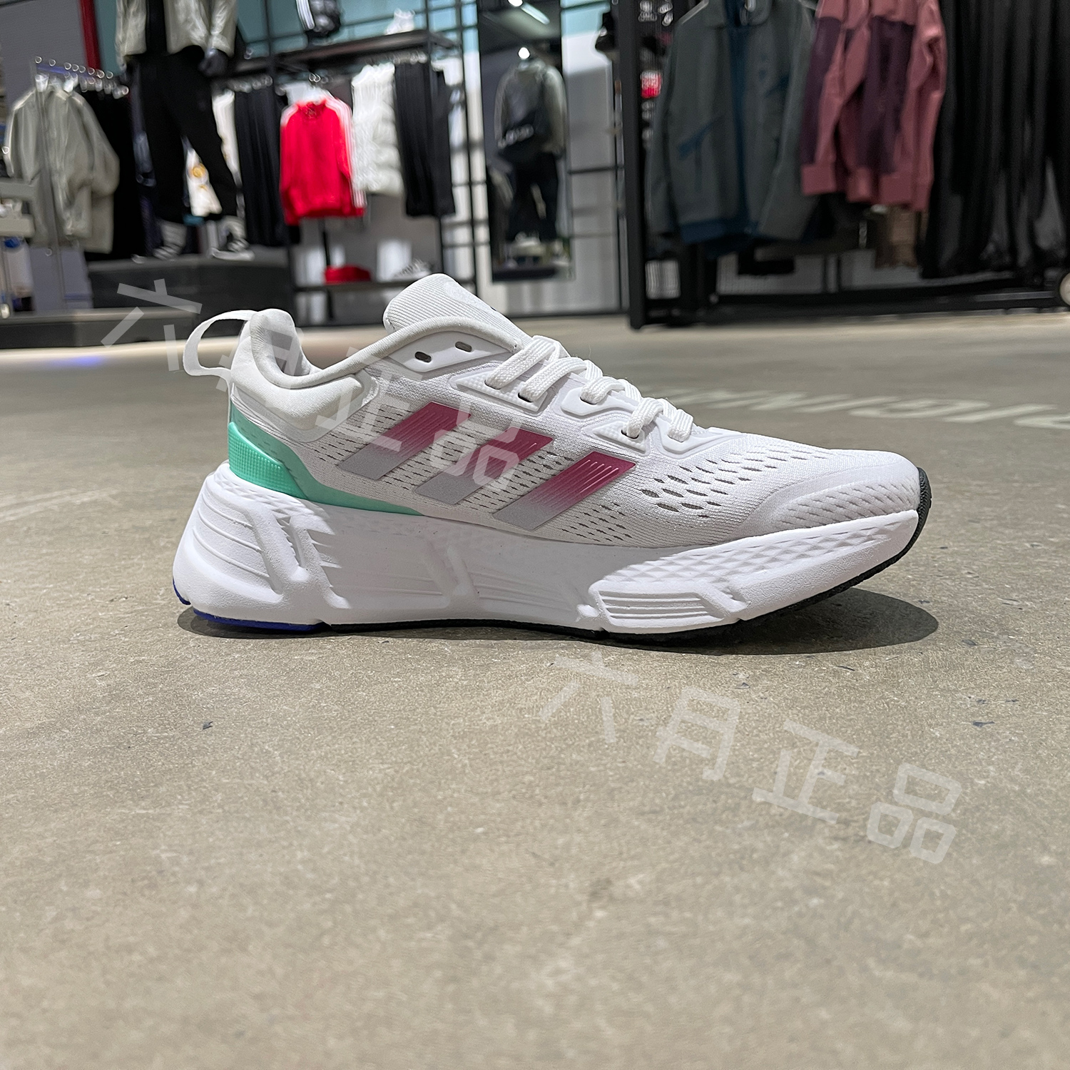 ADIDAS阿迪达斯QUESTAR女子低帮网面透气运动休闲跑步鞋 HP2431 - 图0