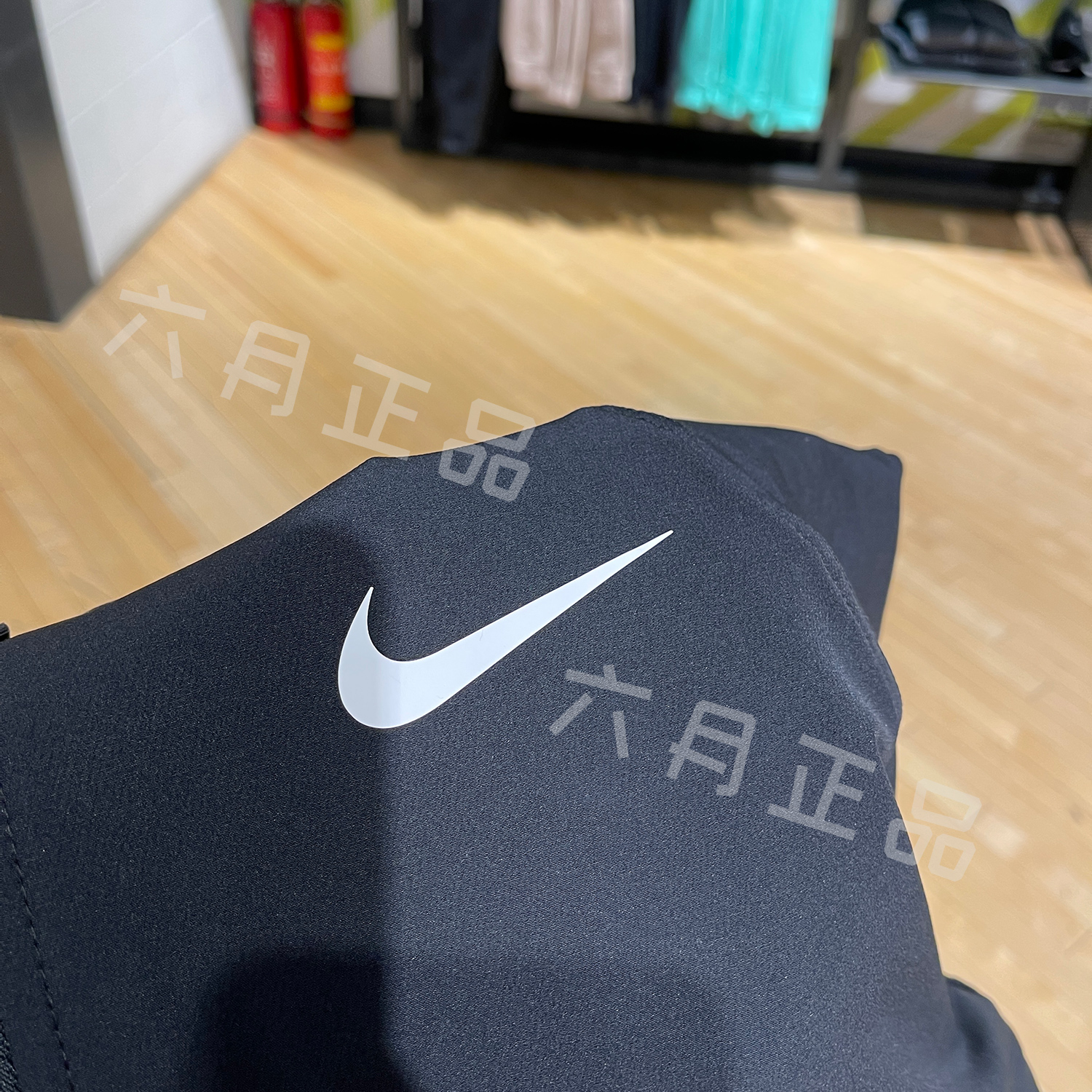 正品NIKE耐克男子运动跑步外套休闲训练连帽防风夹克 DQ6594-010 - 图2