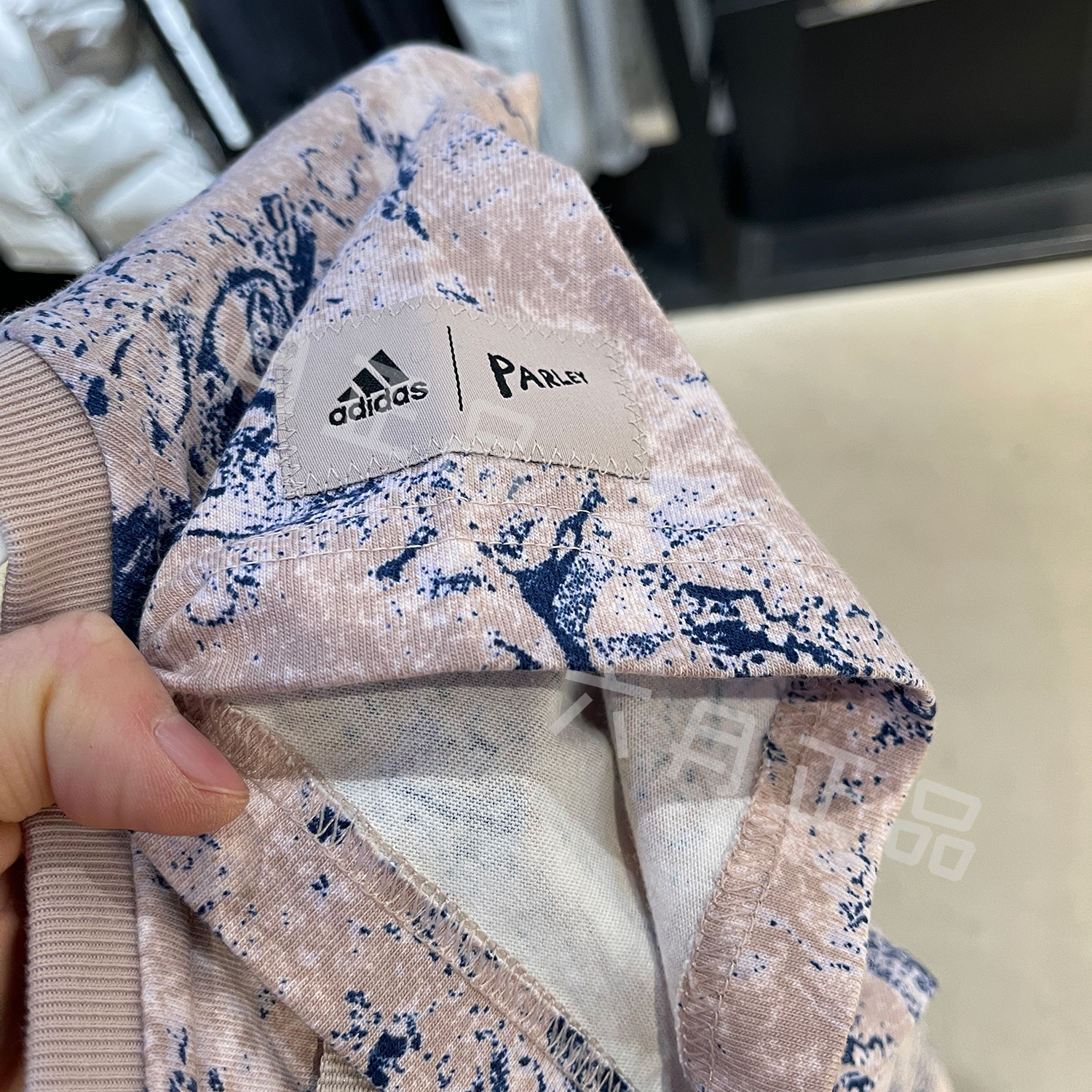 ADIDAS阿迪达斯男子23新款短袖运动休闲圆领透气半袖T恤 HR6976-图2