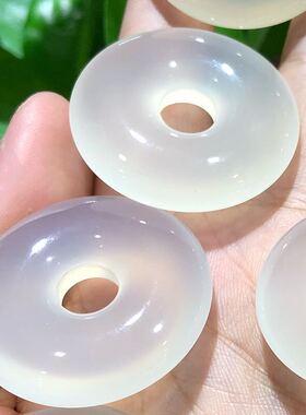 天然平安扣玛瑙平安扣珠宝玉石