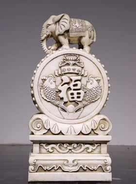 吉象抱鼓门墩 尺寸高80宽24长40厘米汉白玉 造型独特精美.