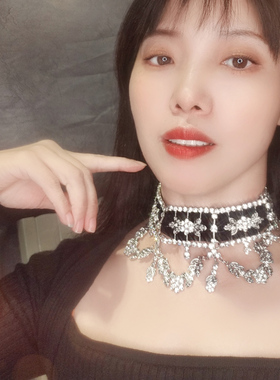 黑色丝绒镶钻锁骨链项链天鹅颈