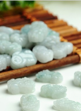 本命年吉祥翡翠玉吊坠双貔貅手链DIY配件散珠十二生肖挂件