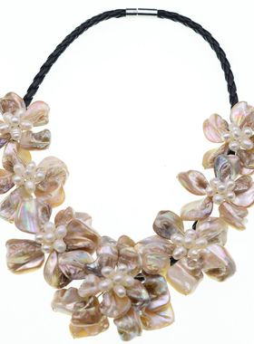 法国原单天然贝母白色珍珠巴洛克贝壳7朵花项链短款贝壳毛衣链女