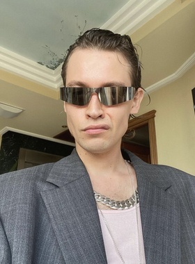 Y2K街拍凹造型BV异型墨镜ins