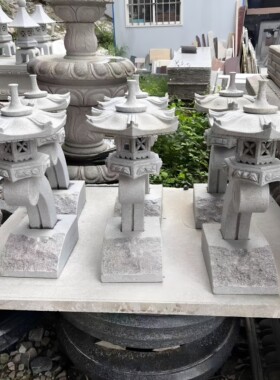 石头灯传统复古日式庭院石灯户外景观石灯笼落地灯园林装饰灯石雕