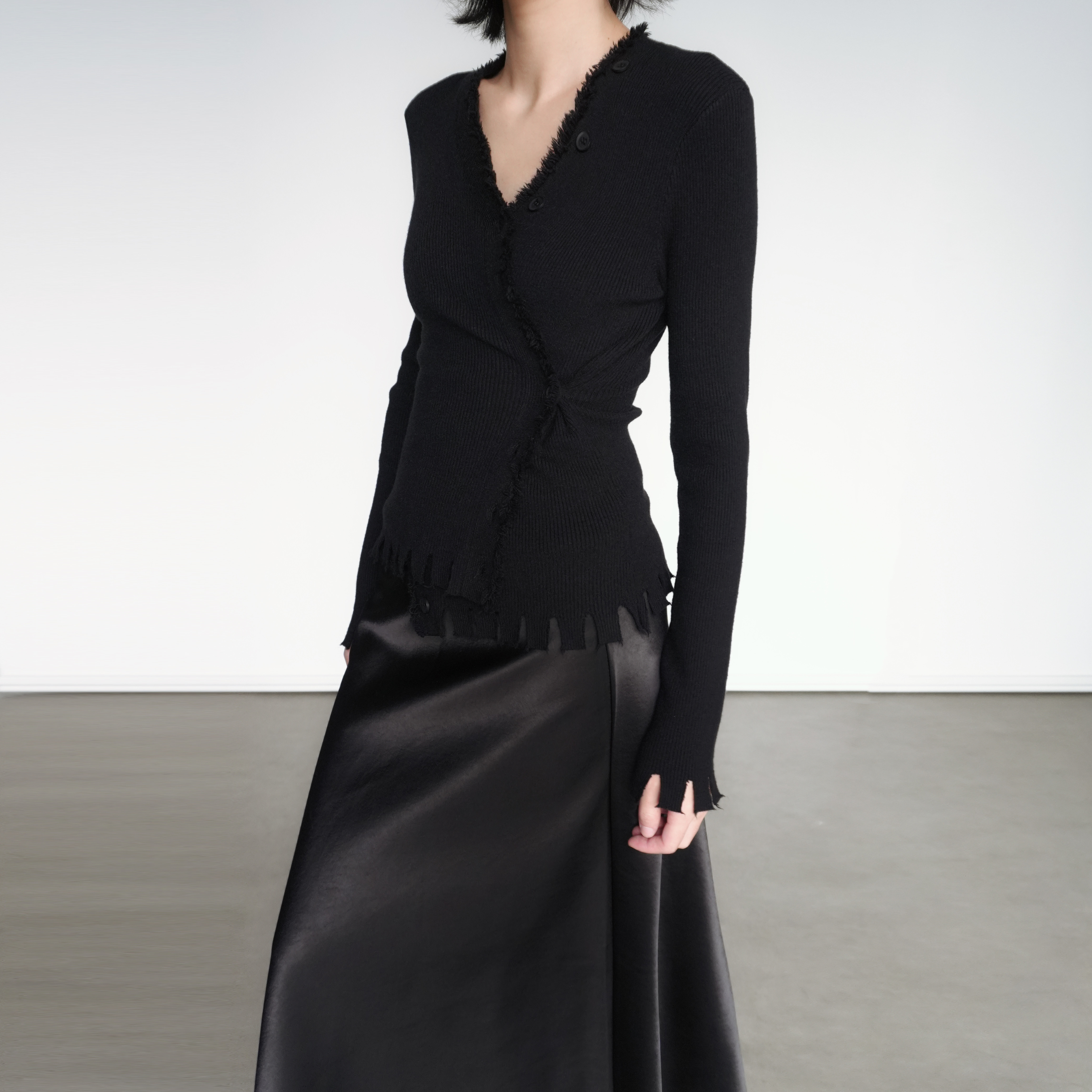 尢系UXI  法式长袖针织开衫V领破坏毛边显瘦百搭打底衫收腰上衣,淘宝优惠券,粉丝福利购,淘宝优惠卷