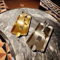 Metal Small Golden Man Laus Cigar Ashtray Eggplant Gold Silver Color Retro Swing Piece Bar Clubhouse Decoration Pendulum