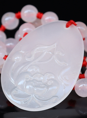 天然玉石挂牌桂林鸡血